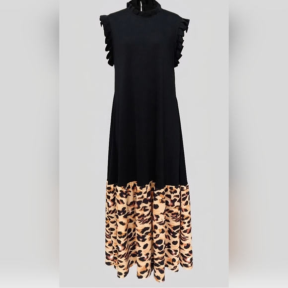 Elegant Black Dress With Cheetah Print Hem - Picture 4 of 4